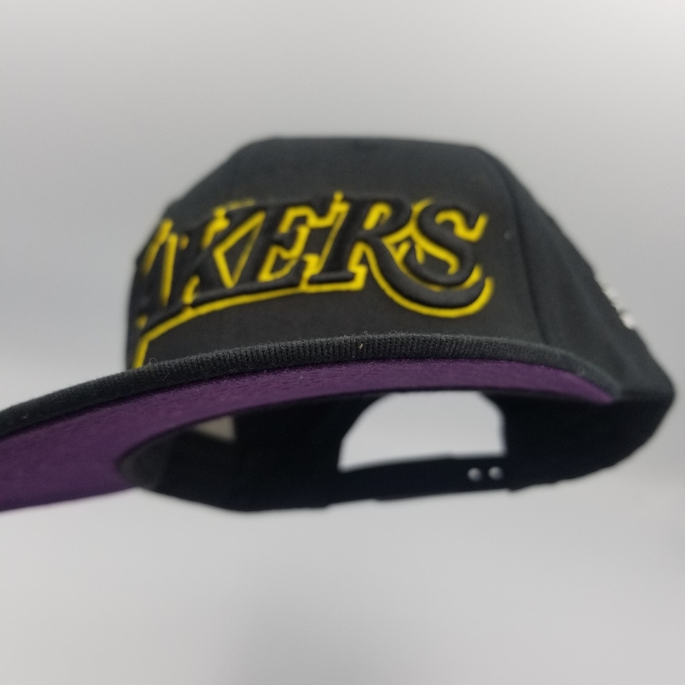 Los Angeles Lakers Kobe Bryant Snapback Hat
